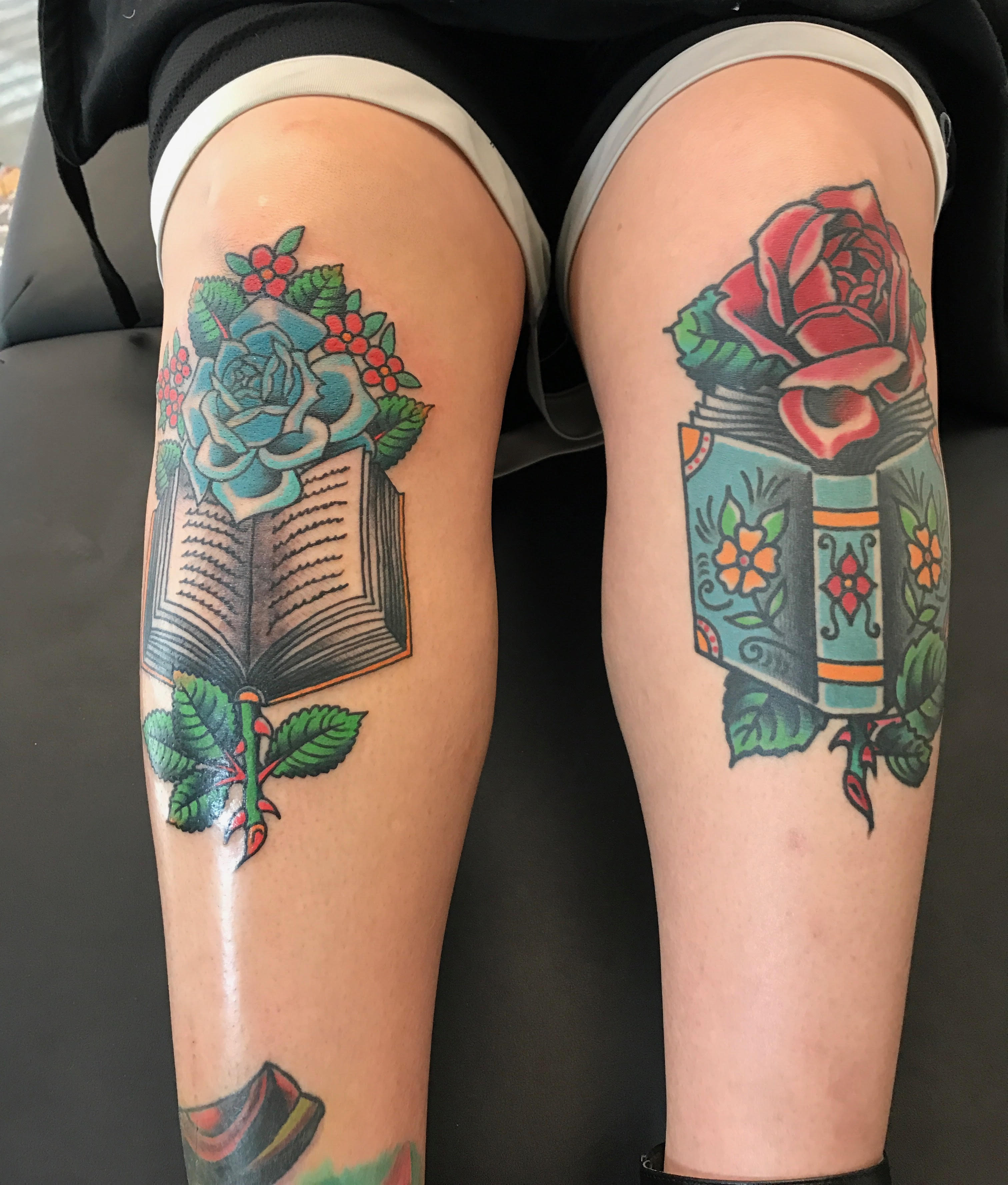 knee_tattoos_newmexico Knee Tattoos New Mexico - roses and books